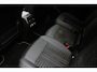 Peugeot e-5008 GT Long Range 97 kWh 7p | SOH 97% | Panorama/schuifdak | Luxe stoelen | Warmtepomp | All season | Massage |