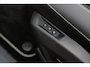 Peugeot e-5008 GT Long Range 97 kWh 7p | SOH 97% | Panorama/schuifdak | Luxe stoelen | Warmtepomp | All season | Massage |