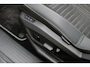 Peugeot e-5008 GT Long Range 97 kWh 7p | SOH 97% | Panorama/schuifdak | Luxe stoelen | Warmtepomp | All season | Massage |