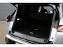 Peugeot e-5008 GT Long Range 97 kWh 7p | SOH 97% | Panorama/schuifdak | Luxe stoelen | Warmtepomp | All season | Massage |