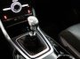 Ford S-Max 1.5 ST-Line 7p. Apple Carplay/Android Auto, Cruise control, Verwarmde voorruit, Parkeersensor voor en achter, Een sportieve en ruime gezinsauto die comfort, dynamiek en praktisch gebruiksgemak moeiteloos combineert. De 1.5 EcoBoost-benzinemotor biedt vlotte prestaties, terwijl de zeven zitplaatsen vo