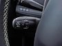 Peugeot 208 1.2 PureTech Première | Incl. 12 maanden garantie | Parkeersensoren | Achteruitrijcamera | Bluetooth | Navigatie | Panorama dak | Cruise control | Climate control | Airco
