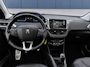 Peugeot 208 1.2 PureTech Première | Incl. 12 maanden garantie | Parkeersensoren | Achteruitrijcamera | Bluetooth | Navigatie | Panorama dak | Cruise control | Climate control | Airco