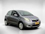 Toyota Yaris 1.3 VVTi Aspiration | 5 deurs | Climate control | Trekhaak | Dealer onderhouden|