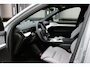 Volvo EX90 Twin Motor Performance Ultra 111 kWh | Demo Deal | Actieve Luchtvering Met FOUR-C | Panoramadak | Premium audio by Bowers & Wilkins | Verwarmbare voorstoelen, achterbank, stuurwiel | Rondom zichtcamera | Head-up Display | LiDAR | Gelamineerde Zijruiten | 22 inch Lichtmetalen Velgen