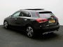 Mercedes-Benz A-klasse 180 Business Solution Luxury Premium Plus | MBUX Augmented Reality navigatie | Memory stoelen | Sfeerverlichting | Panorama Schuif-Kanteldak | Multibeam led. Inclusief 24 maanden Mercedes-Benz Certified garantie voor Europa.