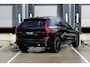 Volvo XC60 T6 Plug-in hybrid AWD Ultra Black Edition | Head-up display | Adaptive Cruise & Pilot Assist | Luchtvering | Panoramisch Schuif-/Kanteldak | 360-Camera | Harman Kardon Premium Audio | Draadloze Telefoonlader