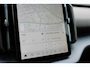 Volvo EX30 Cross Country Twin Motor Performance Ultra 69 kWh | DEMO DEAL | 360º camera | Panorama Dak | 22KW Boordlader | Elektrisch Verstelbare Voorstoelen | Audio by Harman Kardon | Keyless Entry | Extra Getint Glas Achter