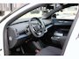 Volvo EX30 Cross Country Twin Motor Performance Ultra 69 kWh | DEMO DEAL | 360º camera | Panorama Dak | 22KW Boordlader | Elektrisch Verstelbare Voorstoelen | Audio by Harman Kardon | Keyless Entry | Extra Getint Glas Achter