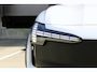 Volvo EX30 Cross Country Twin Motor Performance Ultra 69 kWh | DEMO DEAL | 360º camera | Panorama Dak | 22KW Boordlader | Elektrisch Verstelbare Voorstoelen | Audio by Harman Kardon | Keyless Entry | Extra Getint Glas Achter