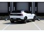 Volvo EX30 Cross Country Twin Motor Performance Ultra 69 kWh | DEMO DEAL | 360º camera | Panorama Dak | 22KW Boordlader | Elektrisch Verstelbare Voorstoelen | Audio by Harman Kardon | Keyless Entry | Extra Getint Glas Achter
