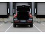 Volvo XC40 B4 Plus Dark | DEMO DEAL | Panoramadak | Elektrisch Verstelbare Voorstoelen | Getint Glas Achter | Keyless | Elektrische Achterklep | Premium audio by Harman Kardon | Stoelverwarming | Stuurverwarming | Volvo UX Infotainment | Adaptieve Cruise Control | Pilot Assist | BLIS