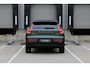 Volvo XC40 B4 Plus Dark | DEMO DEAL | Panoramadak | Elektrisch Verstelbare Voorstoelen | Getint Glas Achter | Keyless | Elektrische Achterklep | Premium audio by Harman Kardon | Stoelverwarming | Stuurverwarming | Volvo UX Infotainment | Adaptieve Cruise Control | Pilot Assist | BLIS