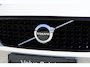Volvo XC40 B4 Plus Dark | Trekhaak | Verwarmbare voorstoelen en stuurwiel | Premium audio by Harman Kardon | Adaptieve cruise control |