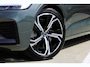 Volvo V60 T6 Plug-in hybrid AWD Plus Dark | Head-up Display | Panoramadak | 360 Graden Camera | 19-Inch Lichtmetalen Velgen | Getint Glas Achter | Nappa Leder/Open Grid Textiel Bekleding| Adaptieve Cruise Control | Pilot Assist | Keyless Entry | Elektrische Achterklep | Stuurverwarming | Stoelverwarming Voor en Achter