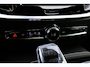 Volvo V60 T6 Plug-in hybrid AWD Plus Dark | Head-up Display | Panoramadak | 360 Graden Camera | 19-Inch Lichtmetalen Velgen | Getint Glas Achter | Nappa Leder/Open Grid Textiel Bekleding| Adaptieve Cruise Control | Pilot Assist | Keyless Entry | Elektrische Achterklep | Stuurverwarming | Stoelverwarming Voor en Achter