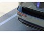 Volvo V60 T6 Plug-in hybrid AWD Plus Dark | Head-up Display | Panoramadak | 360 Graden Camera | 19-Inch Lichtmetalen Velgen | Getint Glas Achter | Nappa Leder/Open Grid Textiel Bekleding| Adaptieve Cruise Control | Pilot Assist | Keyless Entry | Elektrische Achterklep | Stuurverwarming | Stoelverwarming Voor en Achter