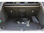 Volvo V60 T6 Plug-in hybrid AWD Plus Dark | Head-up Display | Panoramadak | 360 Graden Camera | 19-Inch Lichtmetalen Velgen | Getint Glas Achter | Nappa Leder/Open Grid Textiel Bekleding| Adaptieve Cruise Control | Pilot Assist | Keyless Entry | Elektrische Achterklep | Stuurverwarming | Stoelverwarming Voor en Achter