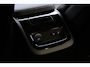 Volvo V60 T6 Plug-in hybrid AWD Plus Dark | Head-up Display | Panoramadak | 360 Graden Camera | 19-Inch Lichtmetalen Velgen | Getint Glas Achter | Nappa Leder/Open Grid Textiel Bekleding| Adaptieve Cruise Control | Pilot Assist | Keyless Entry | Elektrische Achterklep | Stuurverwarming | Stoelverwarming Voor en Achter