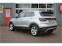 Volkswagen T-Cross 1.5 TSI Style Carplay/Camera/P.sensoren/12 mnd gar.