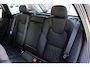 Volvo XC60 T6 Plug-in hybrid AWD Plus Dark | Panoramadak | Trekhaak | 360 graden camera | Verwarmbare voorstoelen en achterbank | Premium audio by Harman Kardon | Head-up display |