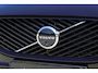 Volvo XC60 T6 Plug-in hybrid AWD Plus Dark | Panoramadak | Trekhaak | 360 graden camera | Verwarmbare voorstoelen en achterbank | Premium audio by Harman Kardon | Head-up display |