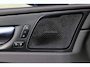 Volvo XC60 T6 Plug-in hybrid AWD Plus Dark | Panoramadak | Trekhaak | 360 graden camera | Verwarmbare voorstoelen en achterbank | Premium audio by Harman Kardon | Head-up display |