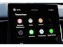 Volvo XC60 T6 Plug-in hybrid AWD Plus Dark | Panoramadak | Trekhaak | 360 graden camera | Verwarmbare voorstoelen en achterbank | Premium audio by Harman Kardon | Head-up display |