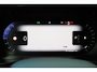 Volvo XC40 B4 Plus Black Edition | Verwarmbare voorstoelen | Verwarmbaar stuurwiel | Premium audio by Harman Kardon | Panoramadak | Rondom zichtcamera | Verwarmbare voorruit | 20 inch Lichtmetalen velgen | Alarmklasse 3