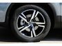 Volvo XC40 B4 Plus Dark | Trekhaak | Verwarmbare voorstoelen en stuurwiel | Premium audio by Harman Kardon | Adaptieve cruise control | Verwarmbare voorruit | Keyless | Elektrische achterklep | Apple carplay/Android auto