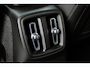 Volvo XC40 T4 Recharge Inscription | Premium audio by Harman Kardon | Adaptieve cruise control | Elektrische voorstoelen | Verwarmbare voorruit | Draadloze telefoonlader  | Extra getint glas achter |