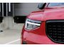 Volvo XC40 T4 Recharge Inscription | Premium audio by Harman Kardon | Adaptieve cruise control | Elektrische voorstoelen | Verwarmbare voorruit | Draadloze telefoonlader  | Extra getint glas achter |