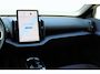 Volvo EX30 Single Motor Extended Range Plus | Verwarmbare voorstoelen en stuurwiel | Premium Audio by Harman Kardon | Adaptieve Cruise Control & Pilot Assist | Elektrisch bedienbare achterklep | Parkeersensoren voor en achter & camera | Apple carplay / Android auto | 19 inch Lichtmetalen velgen | Warmtepomp