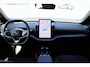 Volvo EX30 Single Motor Extended Range Plus | Verwarmbare voorstoelen en stuurwiel | Premium Audio by Harman Kardon | Adaptieve Cruise Control & Pilot Assist | Elektrisch bedienbare achterklep | Parkeersensoren voor en achter & camera | Apple carplay / Android auto | 19 inch Lichtmetalen velgen | Warmtepomp