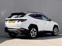 Hyundai Tucson 1.6 T-GDI PHEV Premium 4WD / Dealer Onderhouden / SOH 100 % / Lederen Bekleding / Navigatie / Electr. Stoelen met Geheugen / Stoelventilatie / Stuur-, Stoel- & Achterbankverwarming / Apple Carplay & Android Auto /