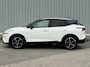Nissan Qashqai 1.3 MHEV Tekna / Trekhaak/ Panoramadak / All Season Banden / Navigatie / Elektrische Kofferbak / Adaptief Cruise Control / Climate Control / 360 Graden Camera /