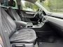 Volkswagen Passat Variant 1.4 TSI Highline | Trekhaak | Camera | 3e Eig. | Nieuwe bak!!