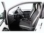 Volkswagen Up! 1.0 high up! BlueMotion | Vol in Opties | schuif \ kanteldak | Fender audio | Navi | Stoelverwarming | Km stand aantoonbaar | Parkeersensoren | DEALER-STAAT