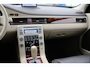 Volvo XC70 3.2 Momentum 2e EIG_NAVI_KEYLESS_PANO_PDC V+A_NAP.