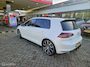 Volkswagen Golf 2.0 TSI GTI Performance