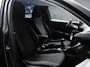 Peugeot 208 1.2 PureTech Allure Sport (APPLE CARPLAY,NAVI,CAMERA,360 VIEW,CLIMATE,CRUISE,GETINT,LED,SPORTSTOELEN,LM VELGEN)