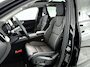 Volvo XC60 T6 Plug-in hybrid AWD Ultra Dark | Panoramadak | 360° camera | Head-up display | Luchtvering | Harman Kardon | Stoel- en stuurverwarming | Trekhaak