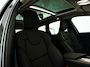 Volvo XC60 T6 Plug-in hybrid AWD Ultra Dark | Panoramadak | 360° camera | Head-up display | Luchtvering | Harman Kardon | Stoel- en stuurverwarming | Trekhaak