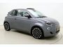 Fiat 500C La Prima 42 kWh | SOH 91% | Climate Control | Navigatie | Stoelverwarming | Camera | Parkeersensoren | 17" lichtmetalen velgen