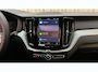 Volvo XC60 2.0 T8 Plug-in AWD Plus Dark Edition | 455 PK | Pano| Stoelverwarming Voor & Achter| 360 camera | Harman Kardon Sound