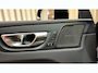 Volvo XC60 2.0 T8 Plug-in AWD Plus Dark Edition | 455 PK | Pano| Stoelverwarming Voor & Achter| 360 camera | Harman Kardon Sound