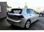 Volkswagen Golf 1.5 eTSI, Camera, Ambiant verlichting Carplay, Stoel en Stuurverw., Adaptive cruise, Rijklaarprijs incl. garantie.