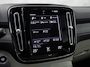Volvo XC40 1.5 T4 Recharge Inscription Expression 211Pk Automaat (PANORAMADAK, APPLE CARPLAY, MEMORY SEATS, LEDER, CAMERA, SPORTSTOELEN, GETINT GLAS, ELEK ACHTERKLEP, NIEUWE APK, NIEUWSTAAT)