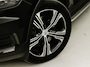 Volvo XC40 1.5 T4 Recharge Inscription Expression 211Pk Automaat (PANORAMADAK, APPLE CARPLAY, MEMORY SEATS, LEDER, CAMERA, SPORTSTOELEN, GETINT GLAS, ELEK ACHTERKLEP, NIEUWE APK, NIEUWSTAAT)