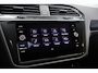 Volkswagen Tiguan 1.5 TSI ACT R-Line | Panorama | Head-Up | Stoelverwarming | Camera